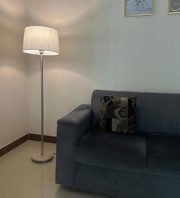 Floor lamp 0