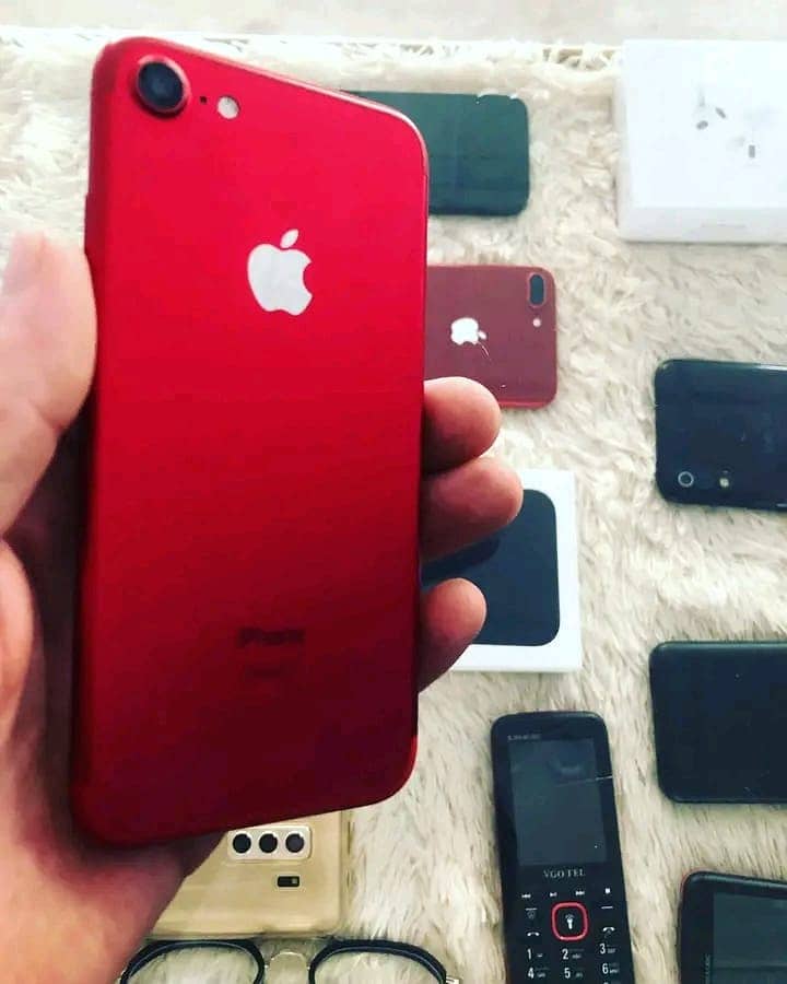 Apple iPhone 7 2