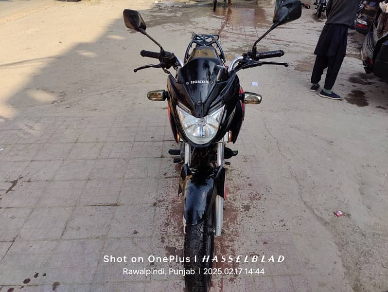 Honda CB150F 2018 LHR number 3