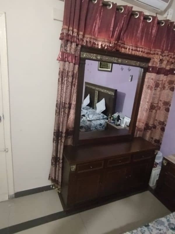 I want to sell the above furniture items 1