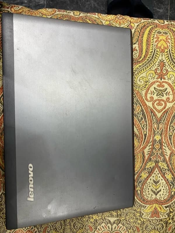 Lenovo V470 5