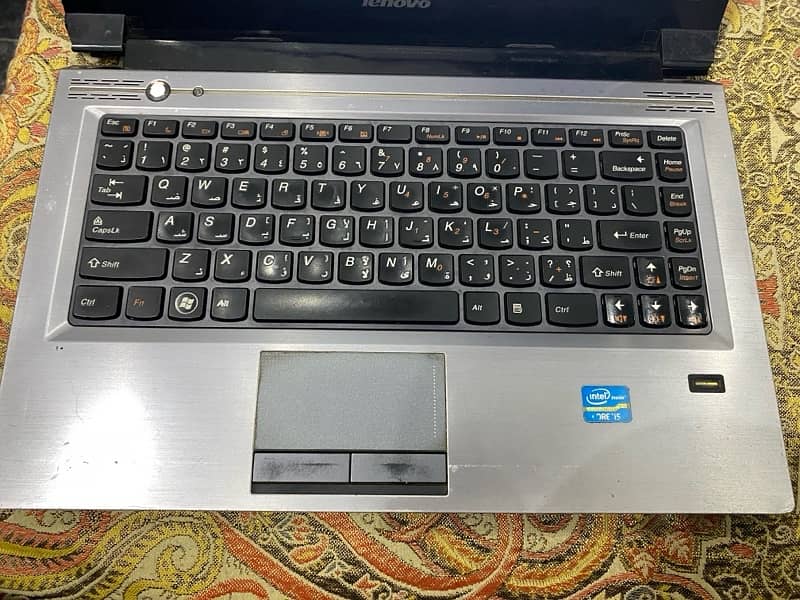 Lenovo V470 6