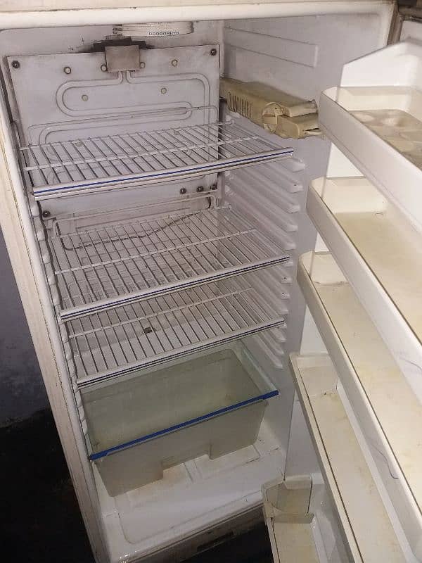 dawlance refrigerator for sale 1