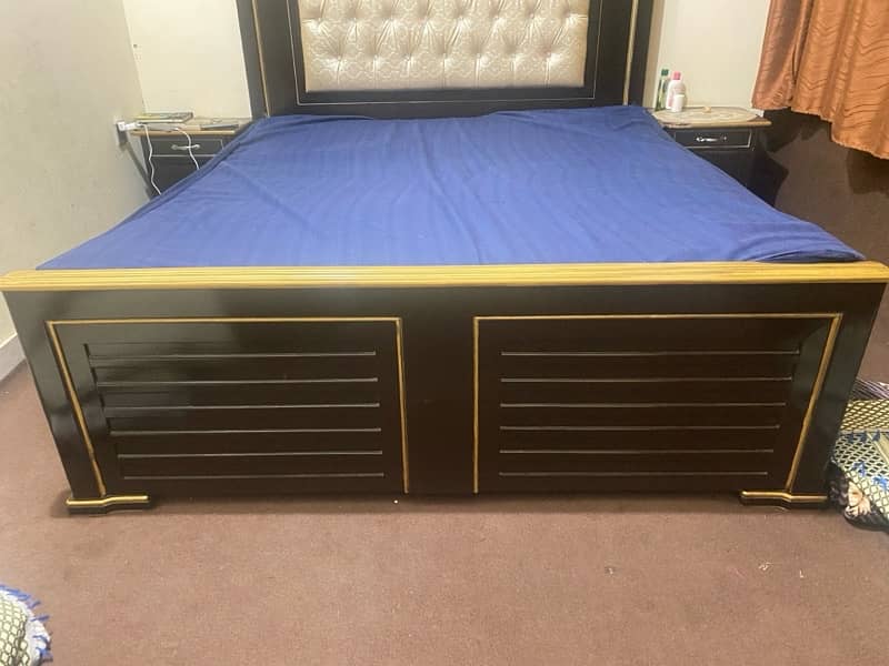 king size bed for sale 0