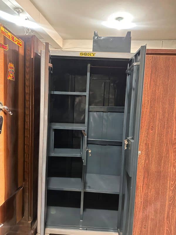 2/3 Door Wardrobes (Almaari) 8