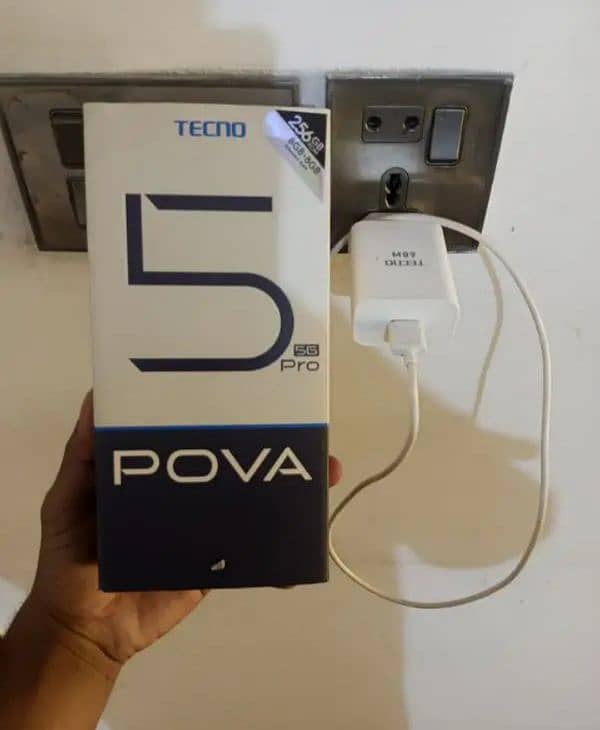 Tecno pova 5 pro 5G 4