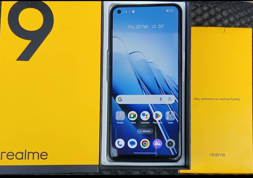 Realme 9 Super Amoled Display 8/128GB  108MP camera  3