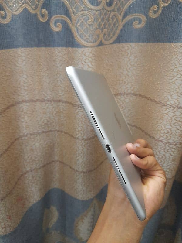 Ipad 6th Generation Urgent Sell 0