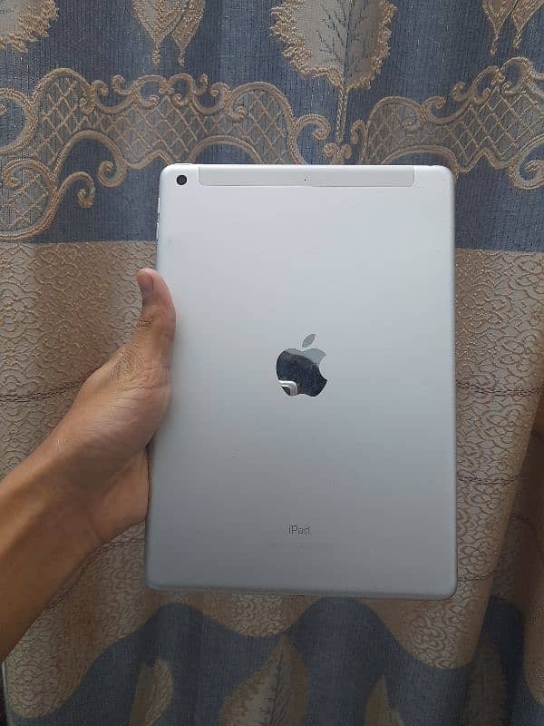 Ipad 6th Generation Urgent Sell 2