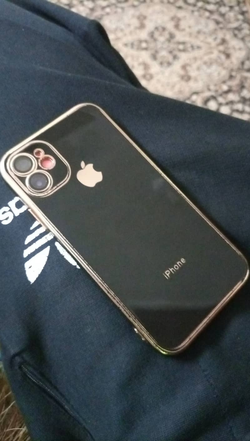 Apple iPhone XR 0