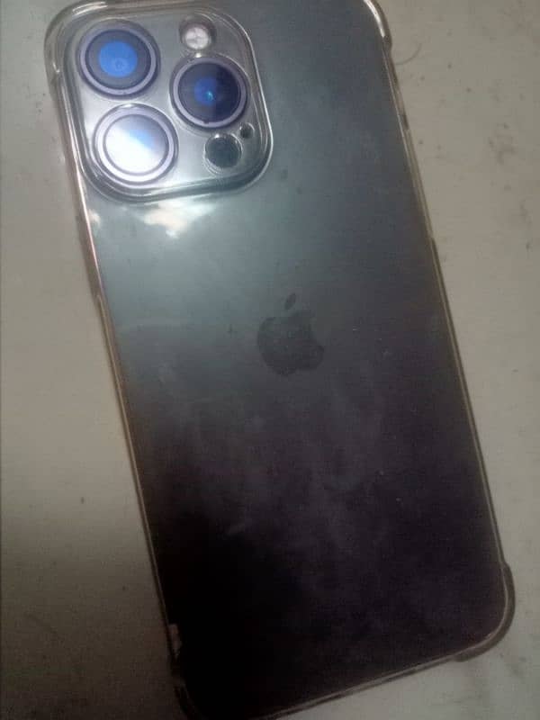 I phone 14 pro max purple colour 0