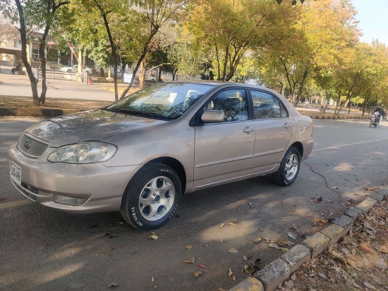 Toyota Corolla SE Saloon 2003 9