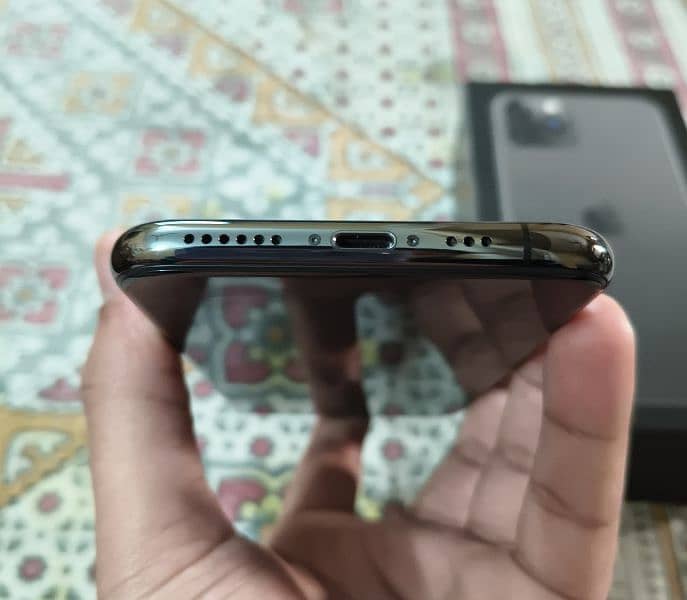 Iphone 11 Pro 64gb Pta Approved With Box 4