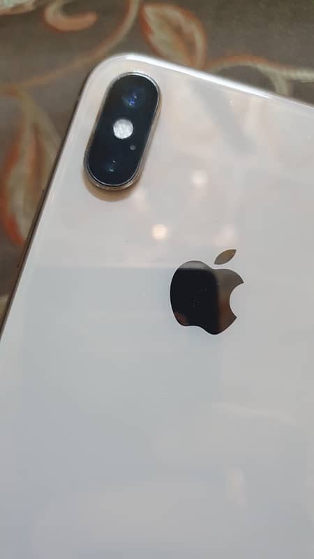 iphone xs PTA approved gold colour 2