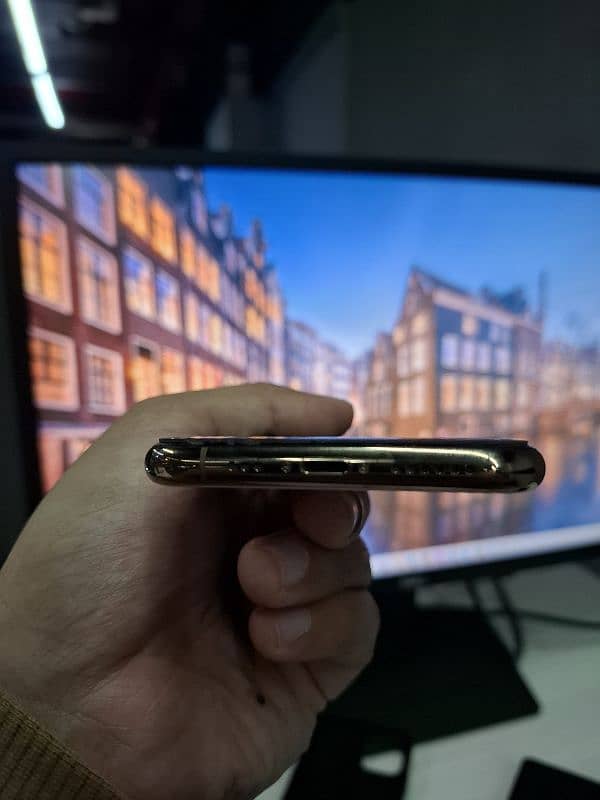 iPhone 11 pro Factory unlocked PTA Approved 256GB 3