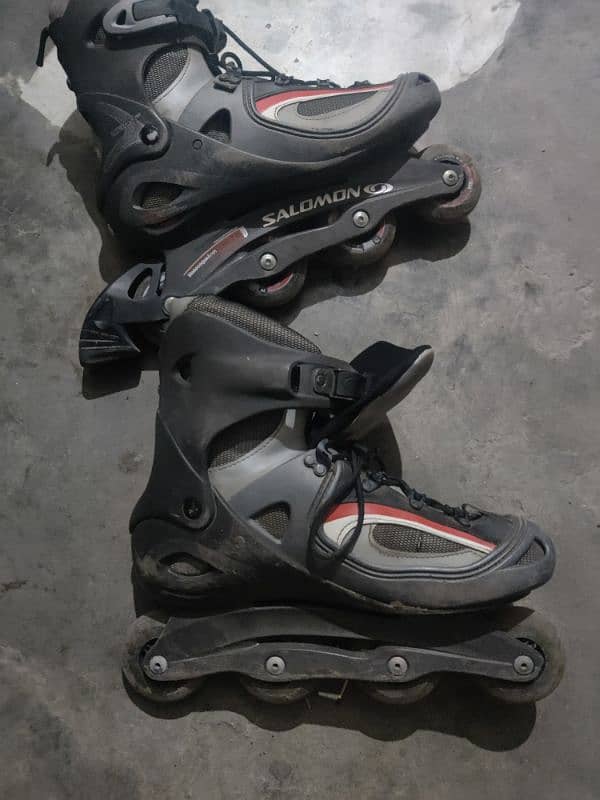 I am salling my skating shoes new condition 7