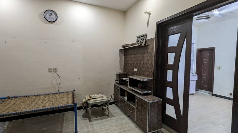 4 Marla double story house for rent bhadar pur near beacon hose school multan 2