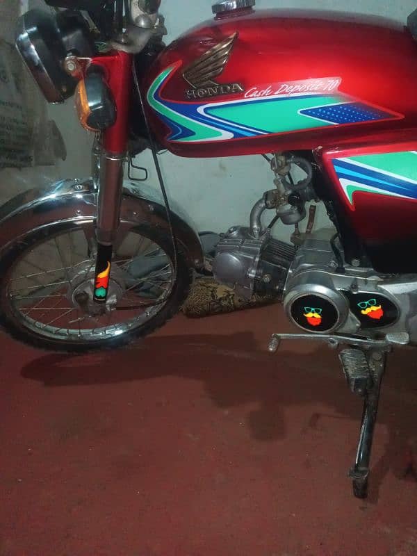 Honda CD bike for sella model 17 all ok hai 5