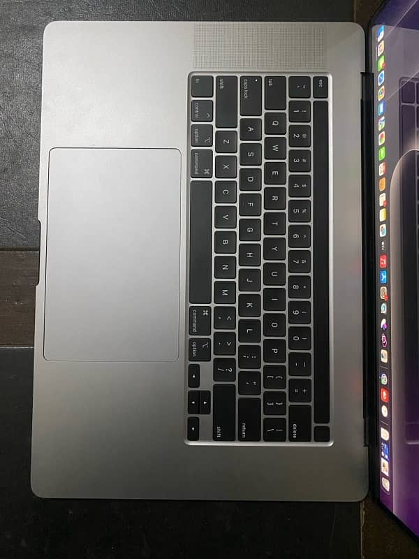 MACBOOK PRO 16” 2019 | 98% New Not used 3