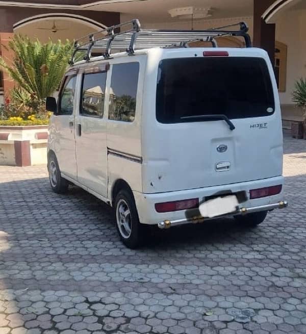 Daihatsu Hijet 2015 4