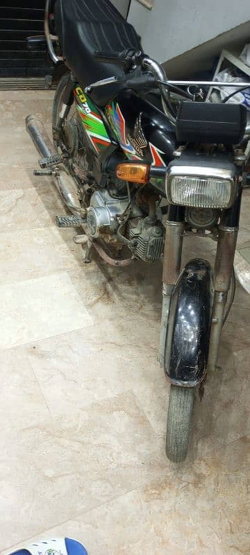 Honda CD 70 2021 4