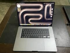 Powerful 16-inch MacBook Pro | 6-Core i7, 16GB RAM, 500GB SSD |