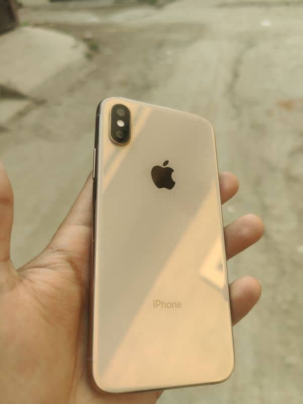 iphone XS Non PTA in brand new condition No open No repair 1