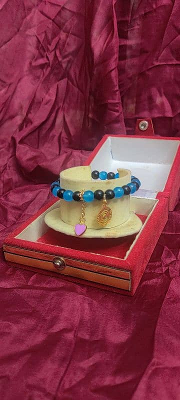 Hand made  Jewellery item 0