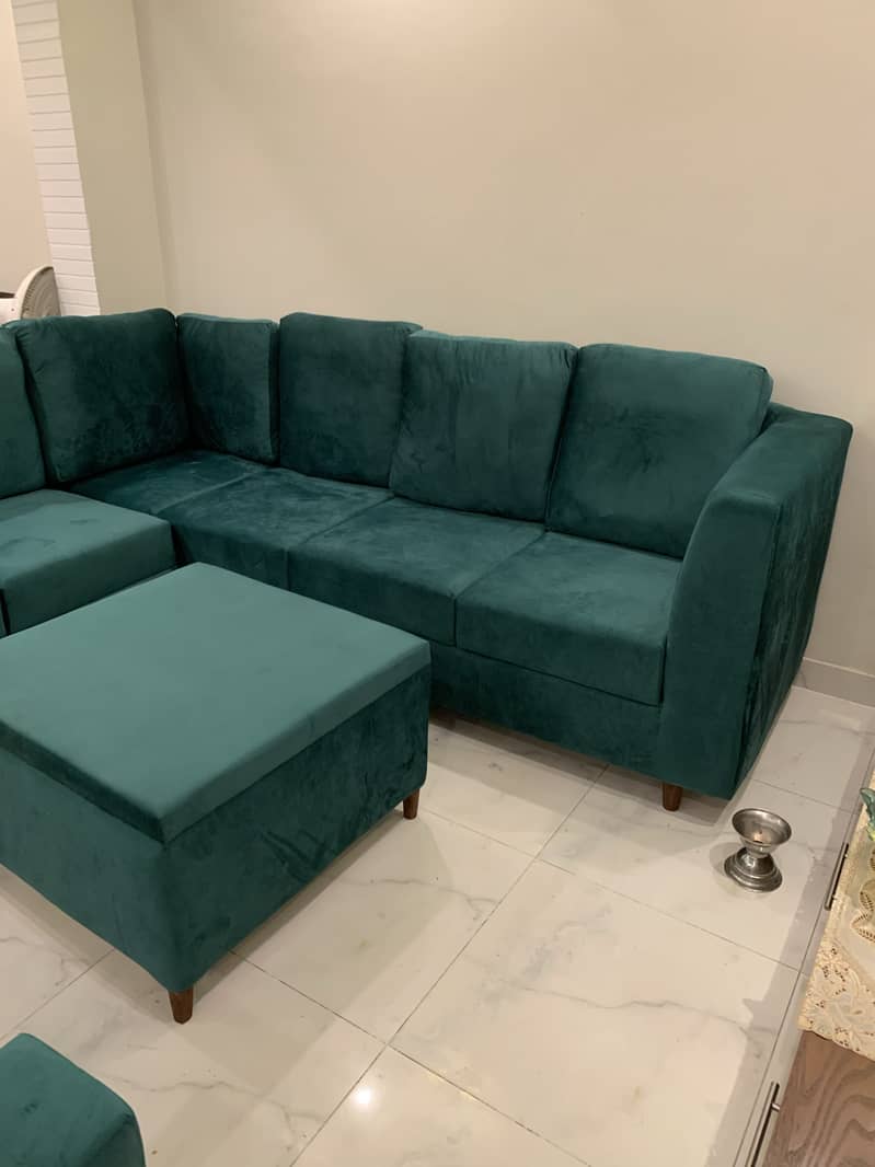 Brand new L shape t seater sofa with Table and 2 seater for sale 1