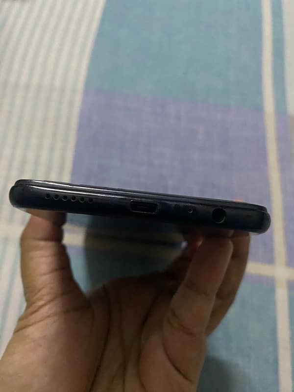 oppo F7 0