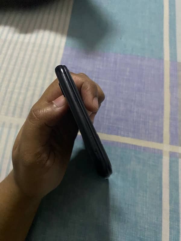 oppo F7 1