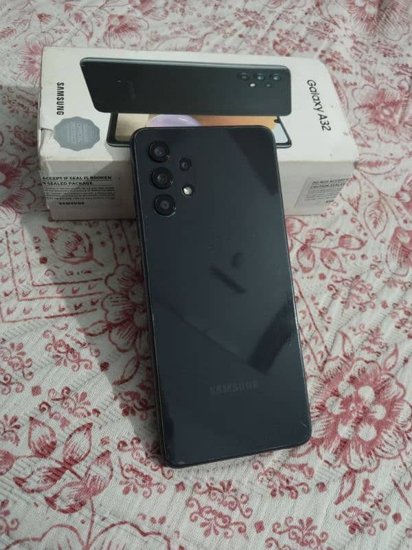 Samsung A32 6/128GB Box With Set No Charger 2