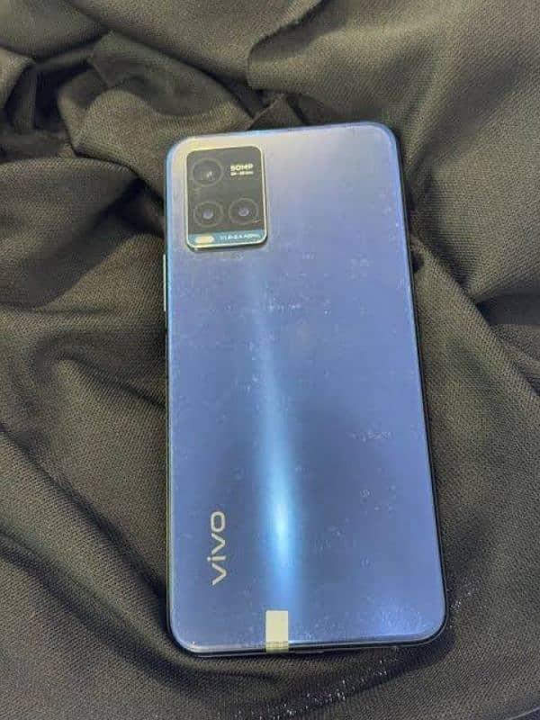 Vivo Y21 T (4+1/128) very good condition. . . 03324160727. . 1