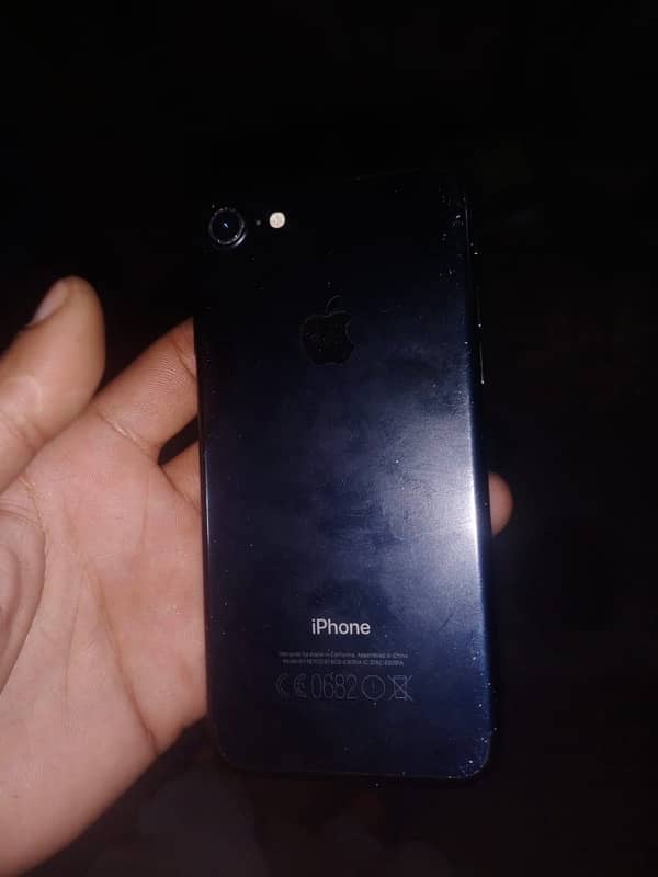 I phone 7 pta 32gb 3