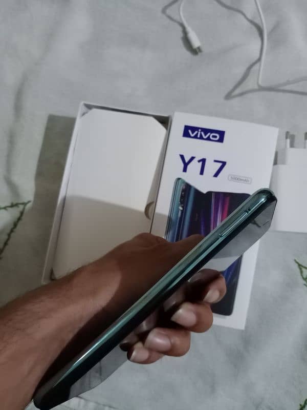 Vivo Y17 256Gb+ 8Gb`Box & Charger`5000mah Battery! 14,000 Full. n final 5