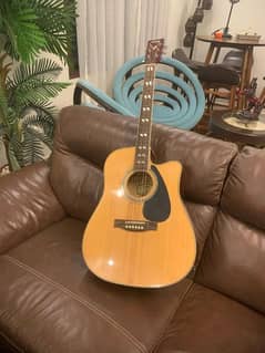 YAMAHA semi acustic guitar