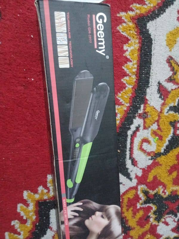 geemy hair straightener 140/220 heat 0