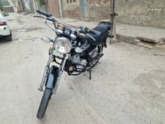 Suzuki 150 Gs 2015 Total genuine