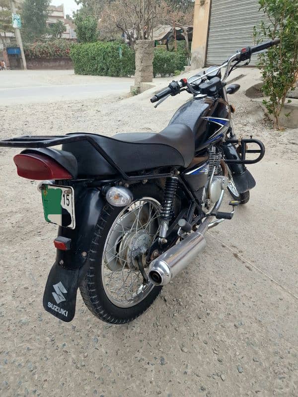 Suzuki 150 Gs 2015 Total genuine 1