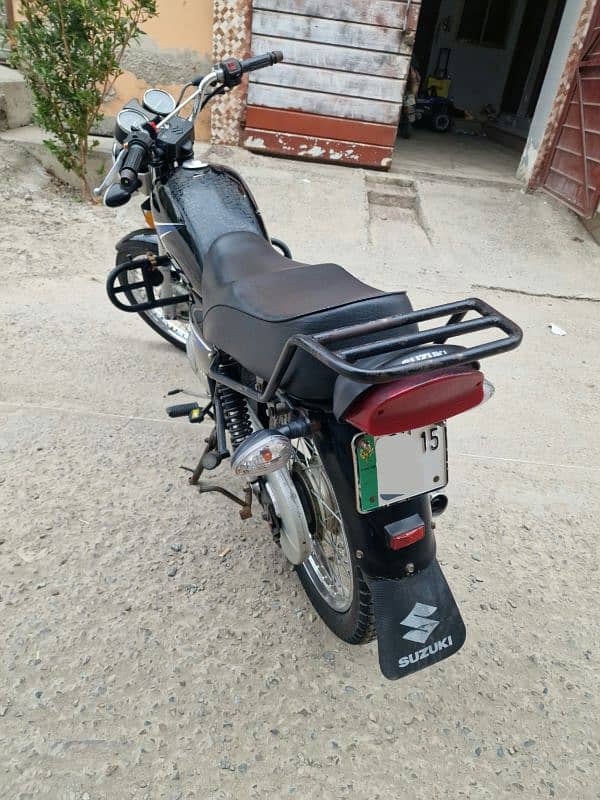 Suzuki 150 Gs 2015 Total genuine 2