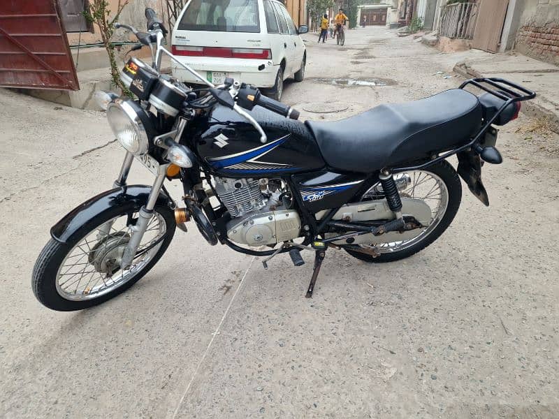 Suzuki 150 Gs 2015 Total genuine 4