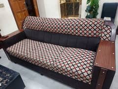 6 Seater Sofa Set in Good Condition