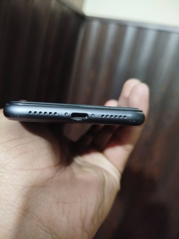 Iphone 11 128GB factory unlock nonpta 6