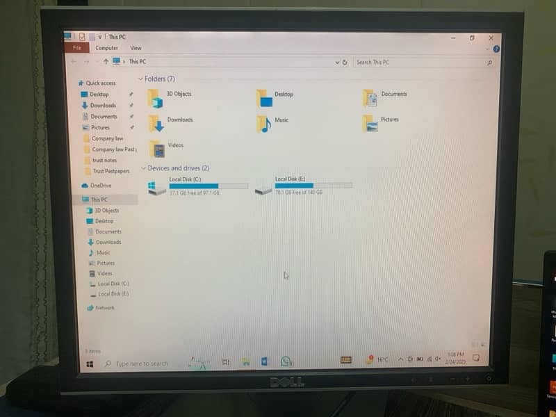 Dell LCD monitor 19 inch working condition 1