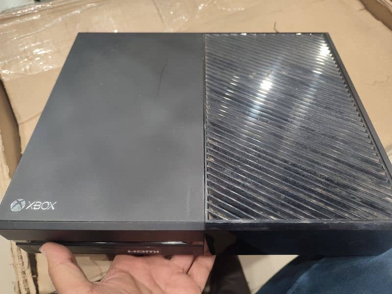 Xbox one with all cables without controller. 1