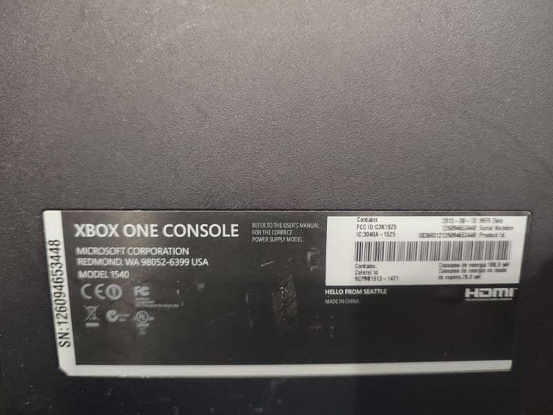 Xbox one with all cables without controller. 4