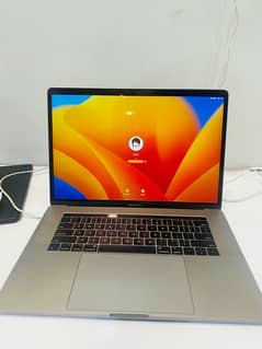 Apple MacBook Pro 2017 | Core i7 | 16GB RAM | 3.5 GB GPU