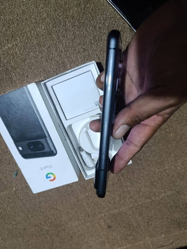 Google Pixel 8 approved 5