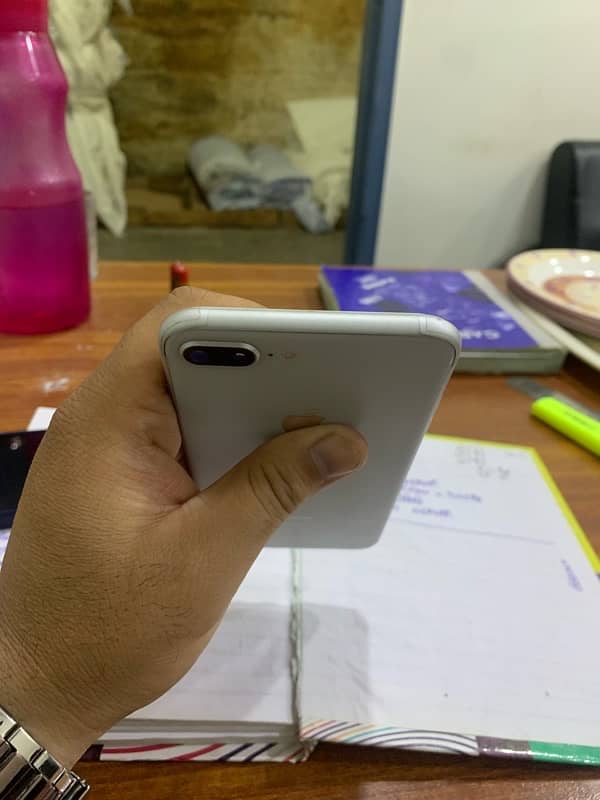 IPhone 8Plus 256GB PTA APPROVE 3