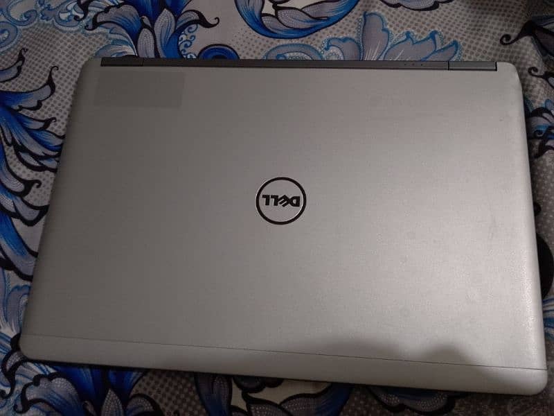 Dell Ultrabook 8Gb/256gb SSD 1